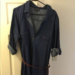 Long sleeve jean dress with leather belt